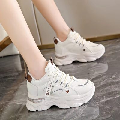 Thick Soled Breathable Women's Shoes Autumn Winter New Casual Sports Interior Height Increasing Versatile Vulcanized Shoes