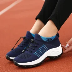 Women Walking Trainers Fashion Fly Weaving Sock Sneakers Breathe Comfortable Nursing Shoes Casual Platform Loafers Non-Slip 4