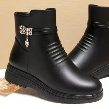 Leather Women Boots Winter Thick Wool Lined Genuine Leather Women Snow Boots Large Size Women Winter Shoes 4