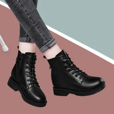 Martens Boots Women Autumn and Winter New Black Thick Soled Ankle Boots British Wind Plus Velvet Biker Boots 2