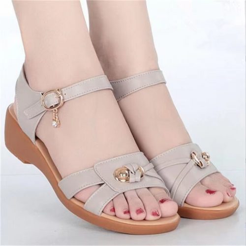 Summer Genuine Leather Women Sandals Fashion Wedges Soft Bottom Comfortable Casual Mother Shoes Open toe Women Flat Sandals