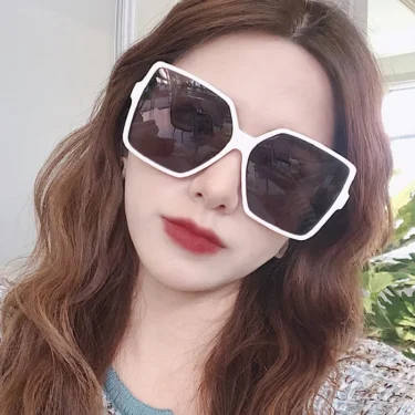 Fashion Women Oversize Sunglasses Gradient Plastic Brand Designer Female Sun Glasses Uv400 2