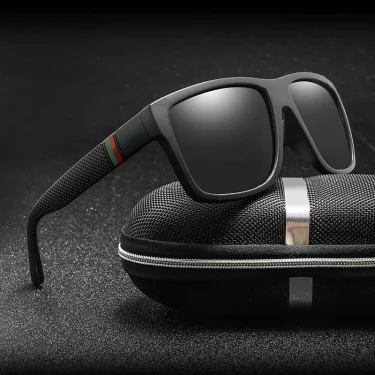 Fashion Square Polarized Sunglasses Men Vintage Plastic Male Sun Glasses Women Stylish Black Sport Shades UV400 1