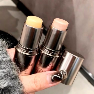 Wet And Shiny Highlighter Stick Brightening Eyes And Contouring Bar Pearlescent Natural Water Light Makeup