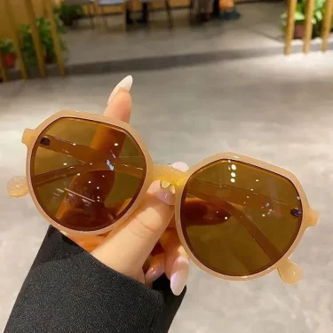 Fashion Sunglasses Women Brand Vintage Travel Sun Glasses Female Eyewear Anti-Glare Driving Sun Glasses Gafas De Sol Hombre 2