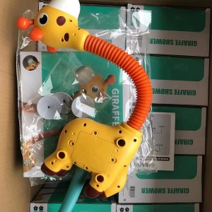 Deer Sprinkler Shower, Giraffe Scalable 360 degree Rotating Children's Shower, Shower, and Water Playing Toy