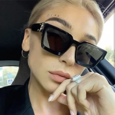 Vintage Square Sunglasses Women Luxury Brand Sun Glasses Female Male Fashion Eyewear UV400 Oversize Travel Oculos De So 1