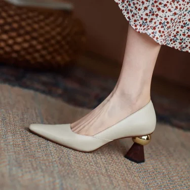 Handmade Leather Women Pumps Sexy Pointed Toe Chic Stylish Office Working Shoes Strange High Heel Stilettos Black Dress Shoes 3