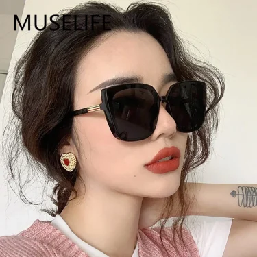 Fashion Plastic Cat Eye Women Oversized Sunglasses Brand Designer Vintage Retro Mirror Sun Glasses For Female UV400 Oculos 1