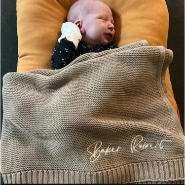Personalized Name Baby Knitted Blanket Cotton 100x80cm Skin-friendly Warm Newborn Wraps Custom Baby Blanket for Winter 5