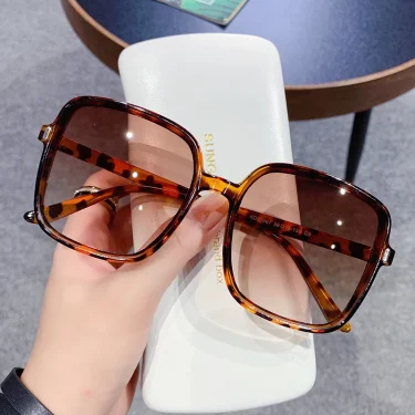 Vintage Square Women's Sunglasses Luxury Designer Sun Glasses Classic Eyeglasses Lady UV400 Big Frame Mirror Oculos De Sol 4