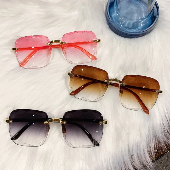 Trendy Large Frame Square Sunglasses Frameless Cut Edges Frameless Sunglasses Women Sun Protection Anti UV Sunglasses 2