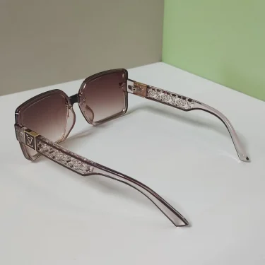 Luxury Stylish Brand Sunglasses for Women and Men Oversize Square Designer Sun Glasses Ladies Fashion Trend Eyewear UV400 2