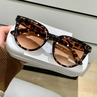 New Fashion Women's Oval Sunglasses Retro Brand Women Sun Glasses Vintage Men Designer Eyewear Ladies Cat's Eye Shades 1