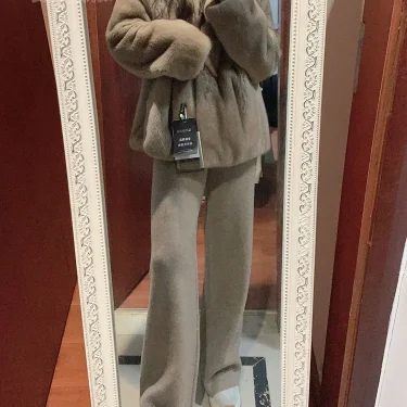 Autumn and Winter New High-waisted Loose Wool Knitted Wide-leg Trousers for Women To Wear Straight Leg Wide-leg Moped Trousers 5