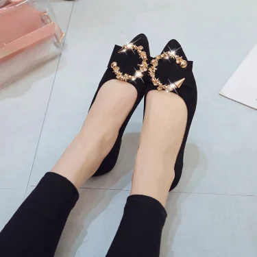 Spring and Autumn Casual Fashion Pointed Toe Comfortable Non-slip Wear-resistant Simple Metal Decorative Women's Shoes 5
