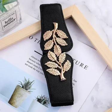 Fashion Ladies Decorated Elastic To Buckle Wide Girdle Casual Dress Belt Red White Black Luxury Brand Designer Belts for Women 2
