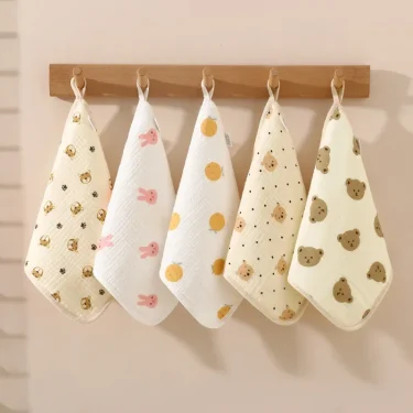 1pc Cotton Gauze Baby Face Towel Cartoon Muslin Newborn Burp Cloth Square Towels Kids Handkerchief Baby Washcloth 2