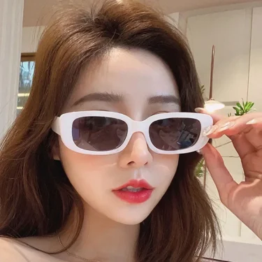 Fashion Sunglasses Classic Retro Square Glasses Women Brand Vintage Travel Small Rectangle Sun Glasses Female Eyewear Anti-Glare 3