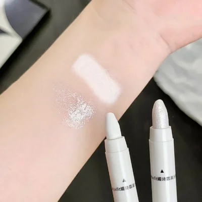 1pc Shimmering Highlight Stick, Glitter White Eyeshadow Pencil for Bright Eyes, Dazzling Effect Makeup Highlighter Pencil 6