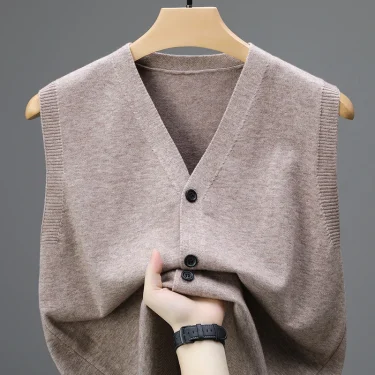 Sweaters Vests for Men Fashion Luxury Single Breasted Pullover Autumn Sleeveless Men Work Sweater Knitted Male Waistcoat Jumper 4