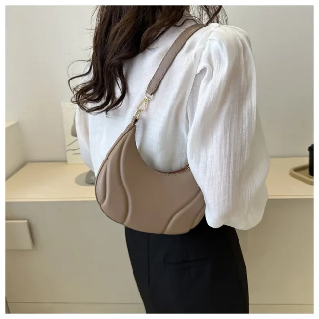 Retro Solid Color Shoulder Bags For Women Simple Leather Handbags Ladies Underarm Bags 4