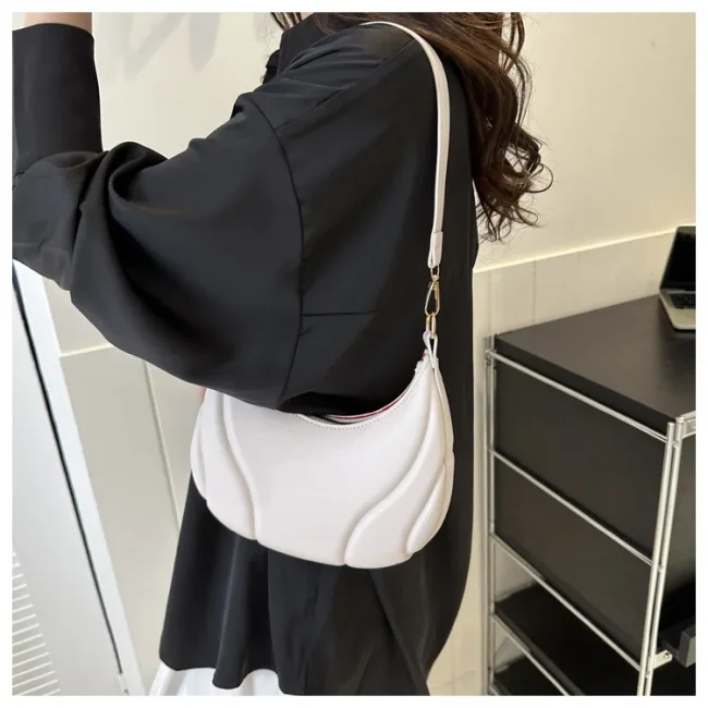 Retro Solid Color Shoulder Bags For Women Simple Leather Handbags Ladies Underarm Bags 5