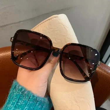 Sunglasses Women Fashion Gradient Glasses Square Large Frame Cycling Glasses Outdoor Sun Glasses Oversized 1