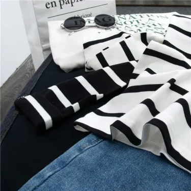 Women Loose Round Collar Autumn Stripes Print Loose Long Sleeve Casual Simple Wild T-Shirt 6