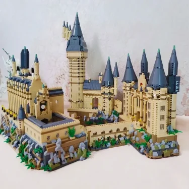 Micro Bricks City Creative Medieval Magic Castle Series School Architecture Palace Model Building Blocks Gifts Kid Assembly Toys 4