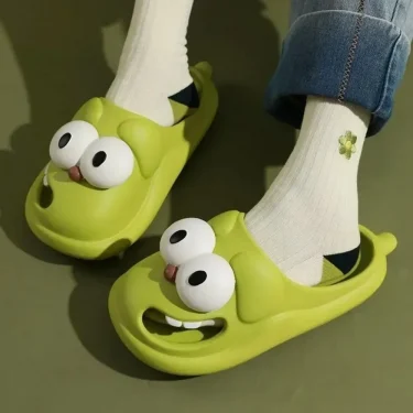 Hole Shoes for Outdoor Wear Closed-Toe Slippers Women's Cute Cartoon Sandals Home Non-Slip Summer Indoor Women's Summer 3