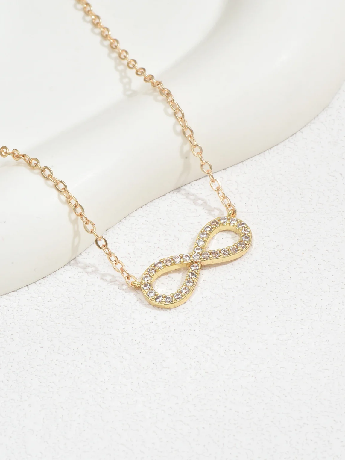 Fashion Simple Stainless Steel Infinity Pendant Necklace for Women Classic Lucky Zircon Love You Forever Jewelry Birthday Gift 4