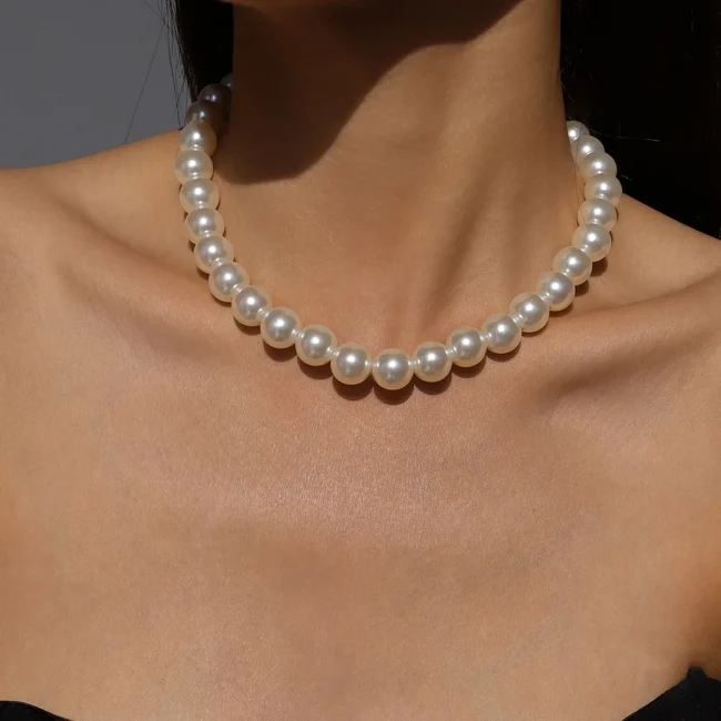 2025 Trend Wedding Party Jewelry Big Pearl Choker Necklace For Women Elegant White Imitation Pearl Necklaces X0172 2