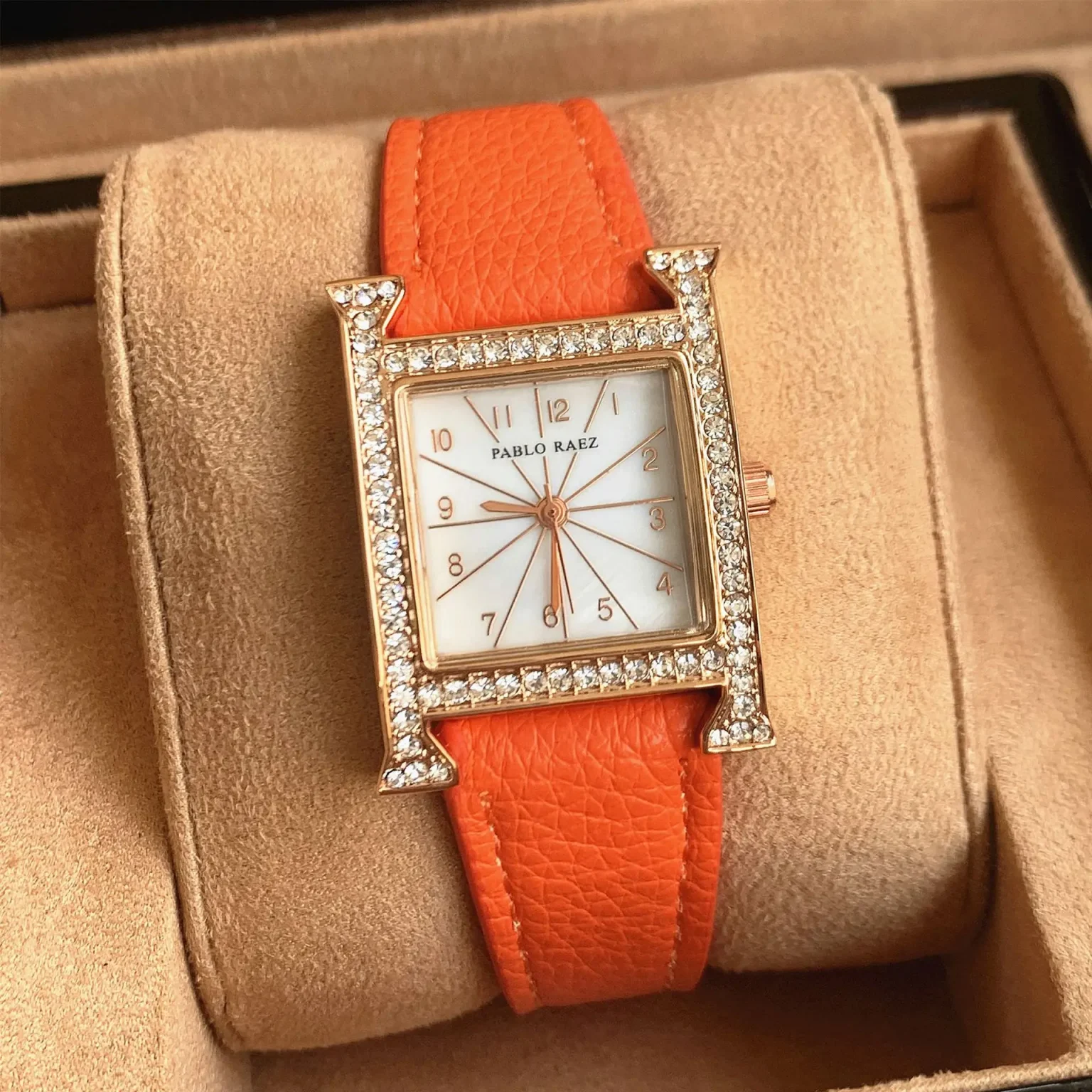 UTHAI Premium Watch Light Luxury Women Watches Square Versatile Leather Bracelet Waterproof Female Fashion Quartz Wristwatch Box 1