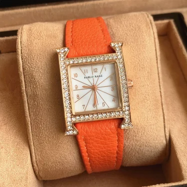 UTHAI Premium Watch Light Luxury Women Watches Square Versatile Leather Bracelet Waterproof Female Fashion Quartz Wristwatch Box 1
