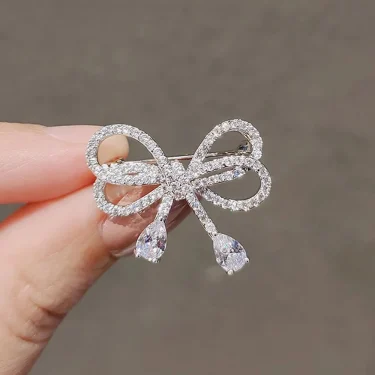 Elegant Bowknot Water Drop Brooches Buckle Pin for Girl Bridal Shiny CZ Crystal Bow Knot Ribbon Jewelry For Wedding Party 1