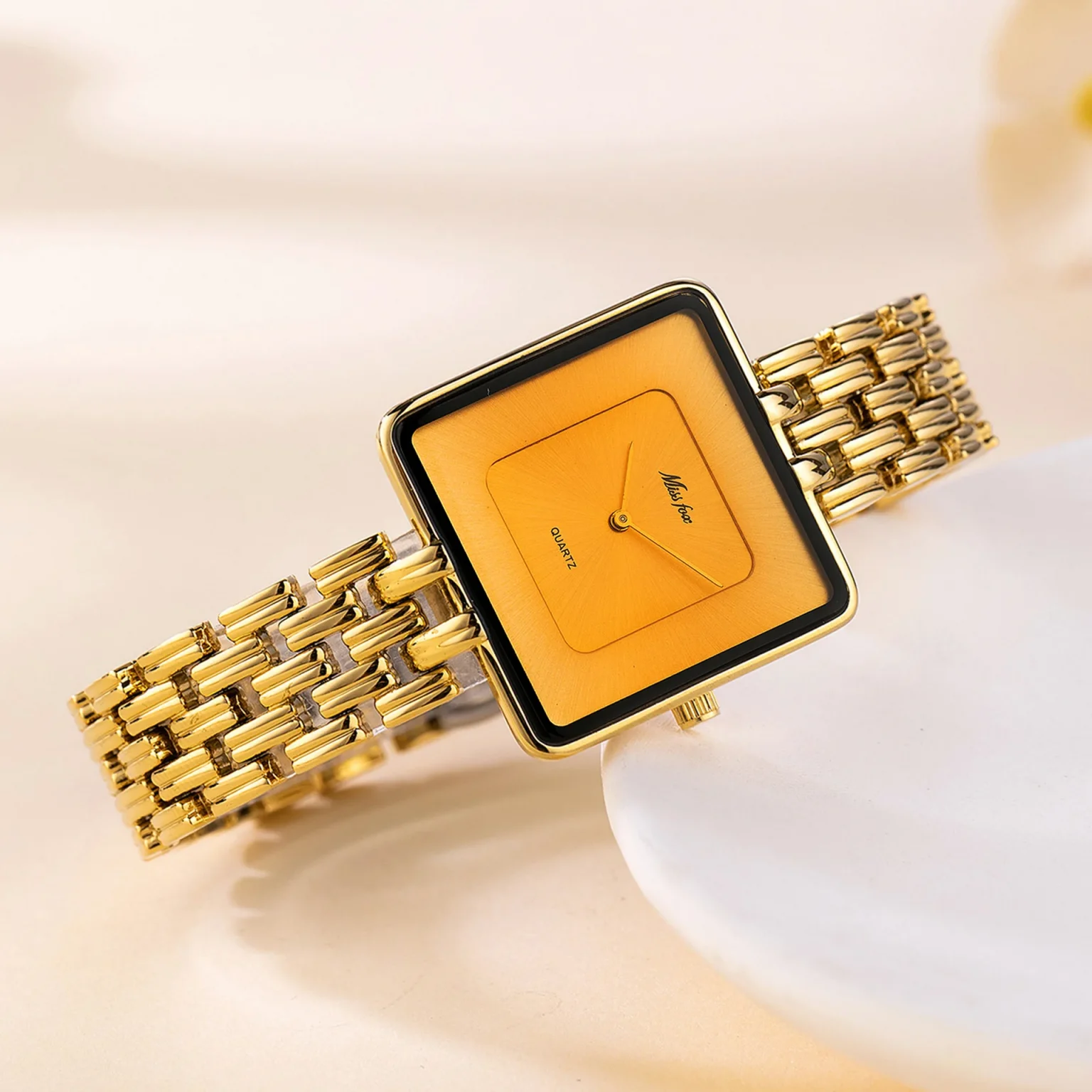 UTHAI Women Watch Business Light Luxury Brand Middle Eastern Style Simple Waterproof Square Ladies Fashion Quartz Clock Watches 5