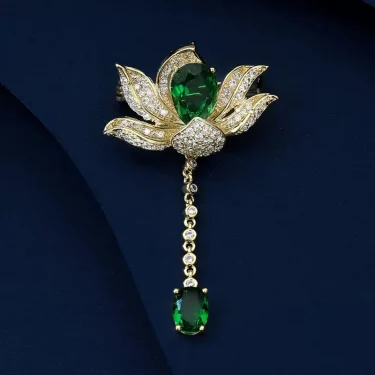 Vintage Elegant Women Classic Pendant Lotus Crystal Brooches Badges Exquisite Lady Shiny Plant Rhinestone Party Pins Jewelry 2