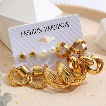Vintage Gold Plated Earrings Set Metal Pearl Heart Twist Geometric Hollow Hoop Earrings For Woman 2024 Fashion Jewelry Gifts 2