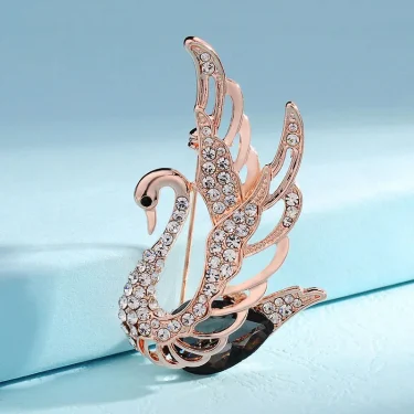 Korean Red Swan Flapping Crystal Brooches For Women Luxury Design Animal Bird Casual Office Party Brooch Pins Jewelry Gifts 6