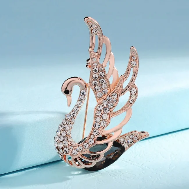 Korean Red Swan Flapping Crystal Brooches For Women Luxury Design Animal Bird Casual Office Party Brooch Pins Jewelry Gifts 6
