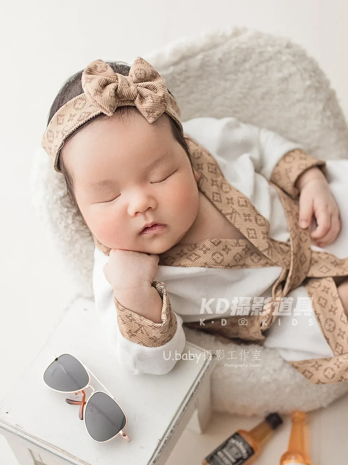 Newborn Children Photography Theme Photography Props New Product Full Moon Baby Photography Big Brand Wind Bathrobe Wine Bottle 3