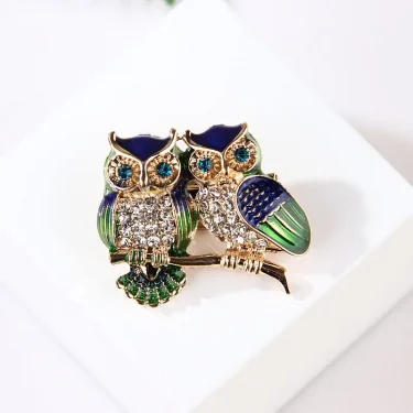 Creative Cartoon Cute Owl Brooch Unisex Fashion Delicate Color Rhinestone Temperament Blue Women Brooches Pin Accessories 2