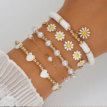 8pcs Vintage Daisy Flower Pendant Bracelet Set for Women Bohemian Beaded Enamel Star Heart Pearl Bangles Trendy Jewelry Gifts 3
