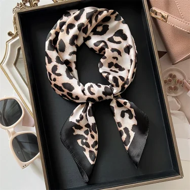 70cm Square Luxury Leopard Print Silk Scarf Ladies Headband Small Hair Scarves Band Female Handkerchief Bandana Foulard 1