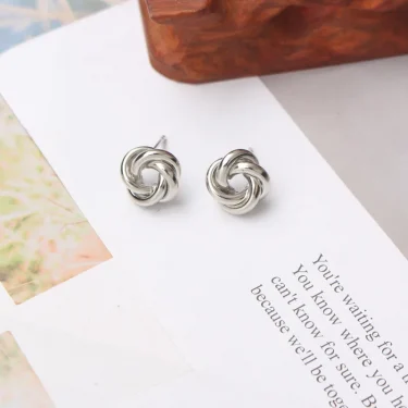 Tiny Metal Stud Earrings for Women Gold Color Twist Round Earrings Small Unusual Earrings boucles d'oreilles Fashion Jewelry 4