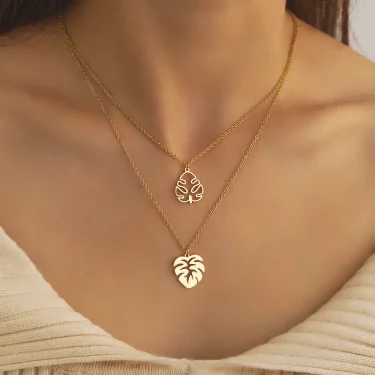 Stainless Steel Necklaces Tropical Plant Classic Big Leaves Pendant Sweater Chain Fashion Necklace For Women Jewelry Friend Gift 1