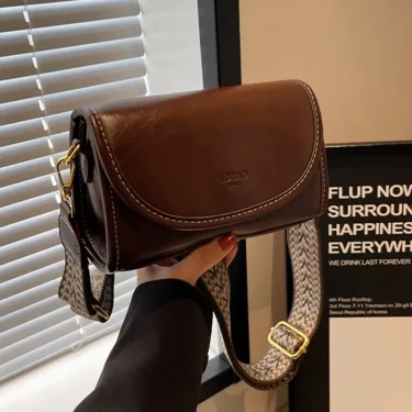 Luxury Oil wax Leather Women Messenger Bag New Handbag Fashion Female High Quality Shoulder Crossbody Bag Designer Ladies purse 2