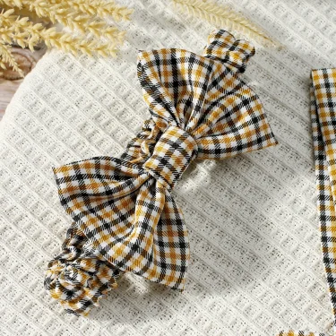 Ylsteed Newborn Boy Photography Outfit Little Gentleman Plaid Suspenders Trousers Casquette Cap and Bow Tie Infant Photo Props 3