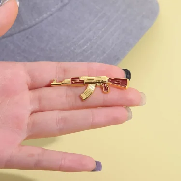 Cartoon Gun Shaped Hat Pins Creative Brooches Clothes Backpack Enamel Lapel Badge Accessories Jewelry Gift for Kids Friends 3